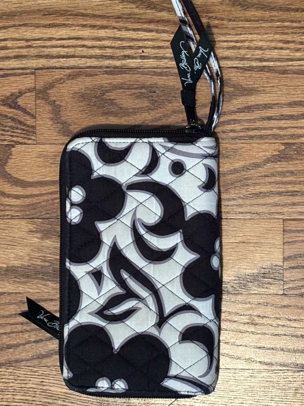 Vera Bradley Opera Wallet Clutch - Retired "Night & Day" Pattern - EUC